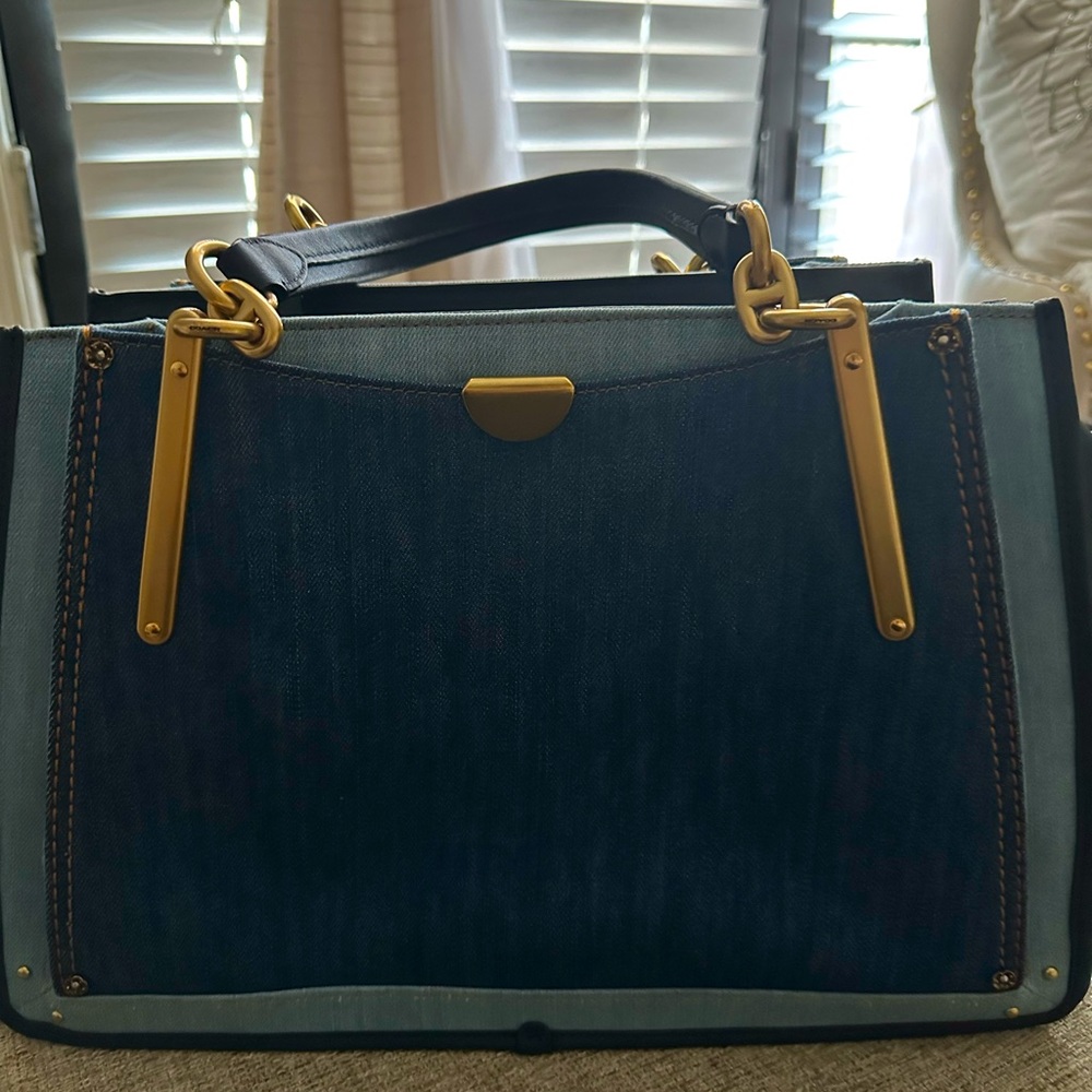 NEW Coach Dreamer 36